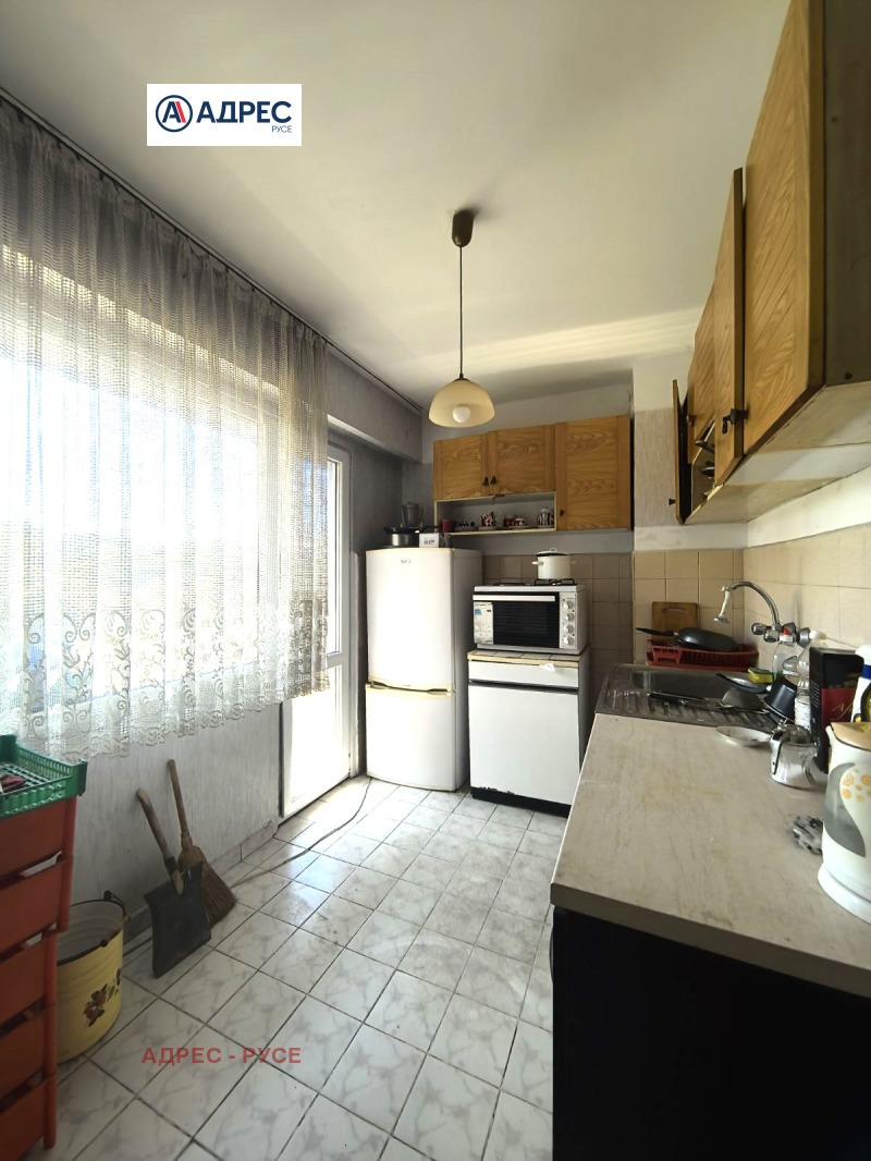Продава  2-стаен град Русе , Родина 1 , 61 кв.м | 82899535 - изображение [2]