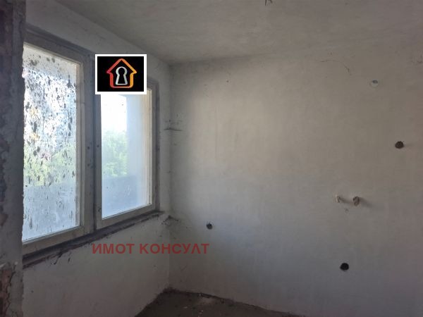Продава МНОГОСТАЕН, гр. Враца, Център, снимка 3 - Апартаменти - 54864313