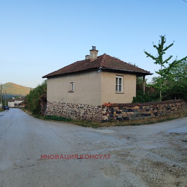 Продава  Къща област София , с. Радотина , 100 кв.м | 96226282