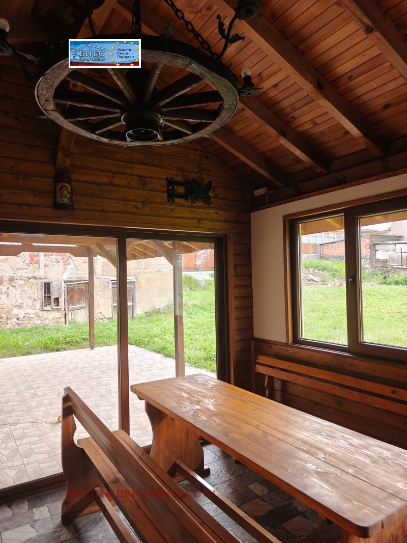 Продава КЪЩА, гр. Радомир, област Перник, снимка 5 - Къщи - 52103195