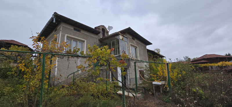 Продава КЪЩА, с. Балван, област Велико Търново