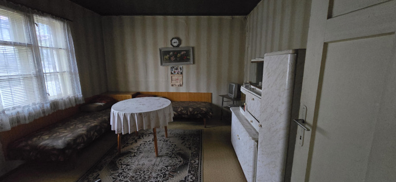 Продава КЪЩА, с. Балван, област Велико Търново, снимка 10 - Къщи - 52331494