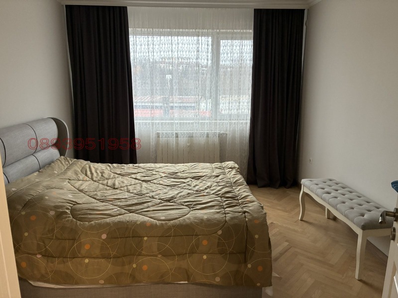 Продава 4-СТАЕН, гр. Плевен, Широк център, снимка 12 - Апартаменти - 52783475