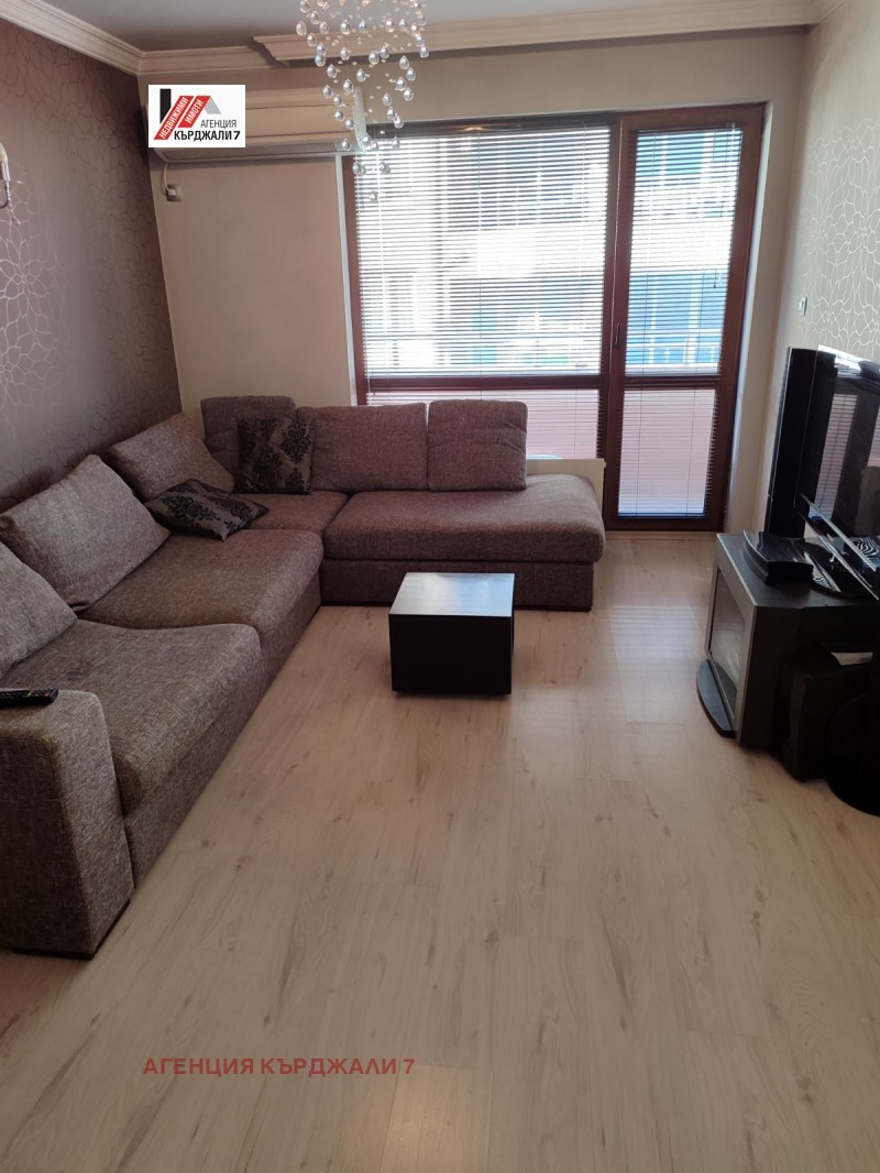 À venda  2 quartos Kardjali , Centar , 98 m² | 97506804 - imagem [7]