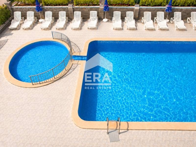 Продава ХОТЕЛ, гр. Обзор, област Бургас, снимка 2 - Хотели - 55390114