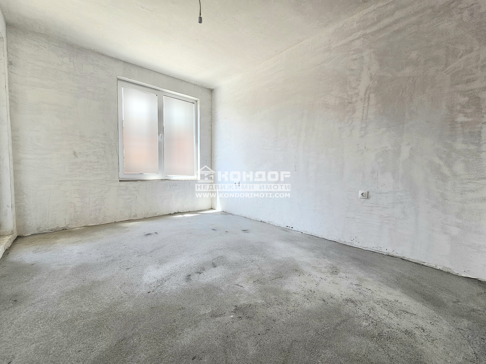 Продава 2-СТАЕН, гр. Пловдив, Кършияка, снимка 2 - Апартаменти - 54915050