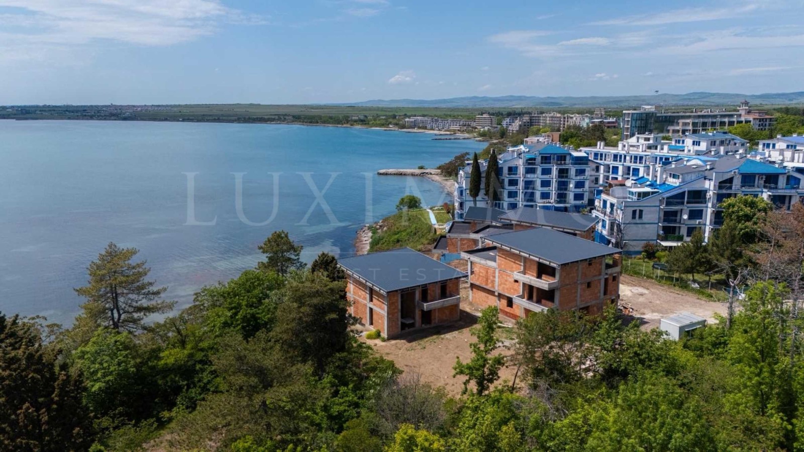 Продава КЪЩА, гр. Поморие, област Бургас, снимка 2 - Къщи - 50516389