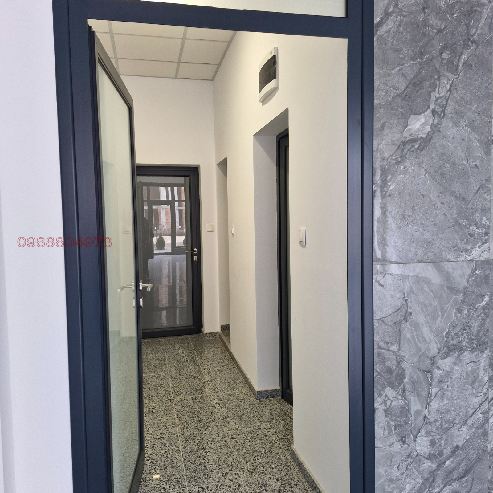 Продава МАГАЗИН, гр. Пловдив, Христо Смирненски, снимка 6 - Магазини - 53887448