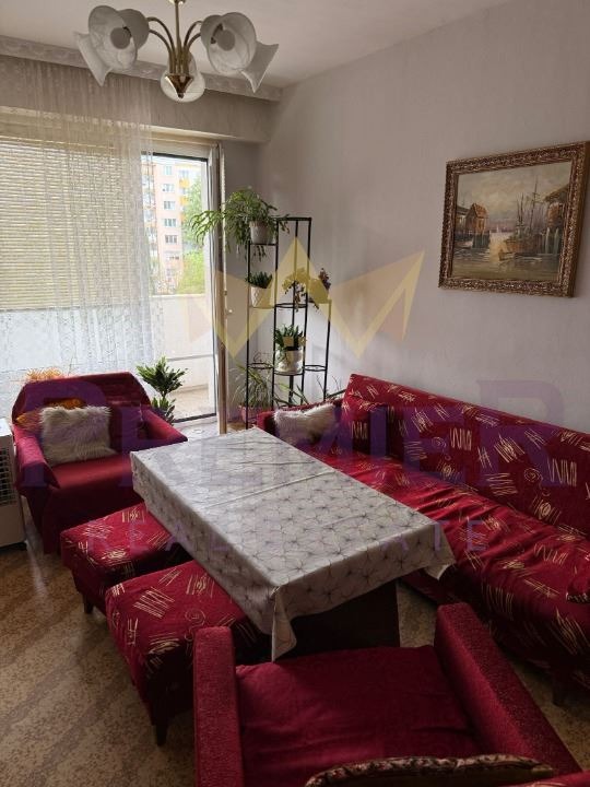 Продава 2-СТАЕН, гр. Бургас, Изгрев, снимка 2 - Апартаменти - 55359413