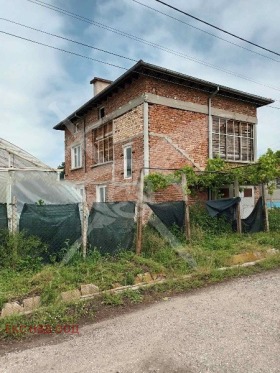 House Izbeglii, region Plovdiv 1