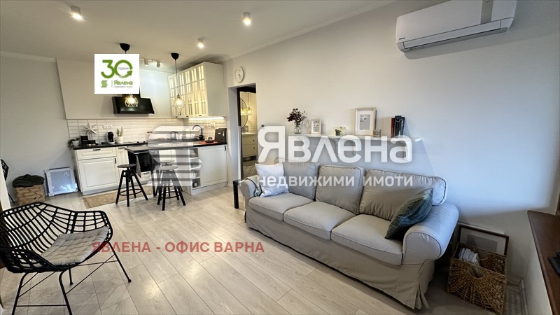 Продава 3-СТАЕН, гр. Варна, м-т Ален мак, снимка 1 - Aпартаменти - 47585495