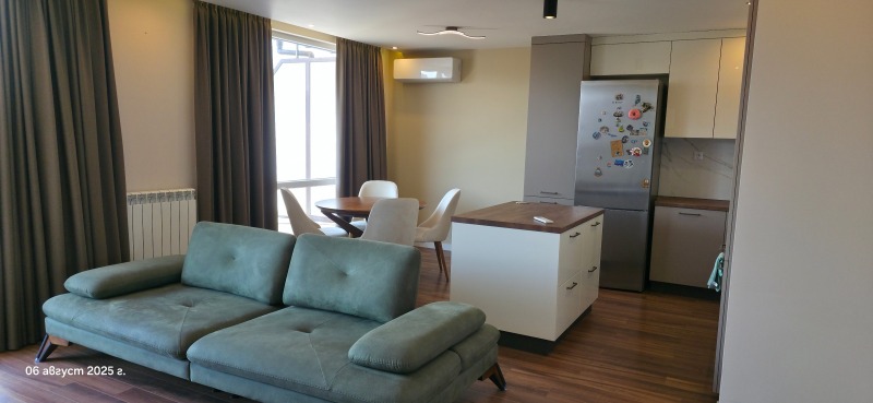 Продава  3-стаен град София , Люлин 10 , 132 кв.м | 80113195