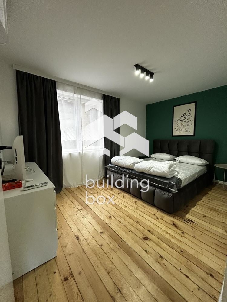 Продава 3-СТАЕН, гр. София, Център