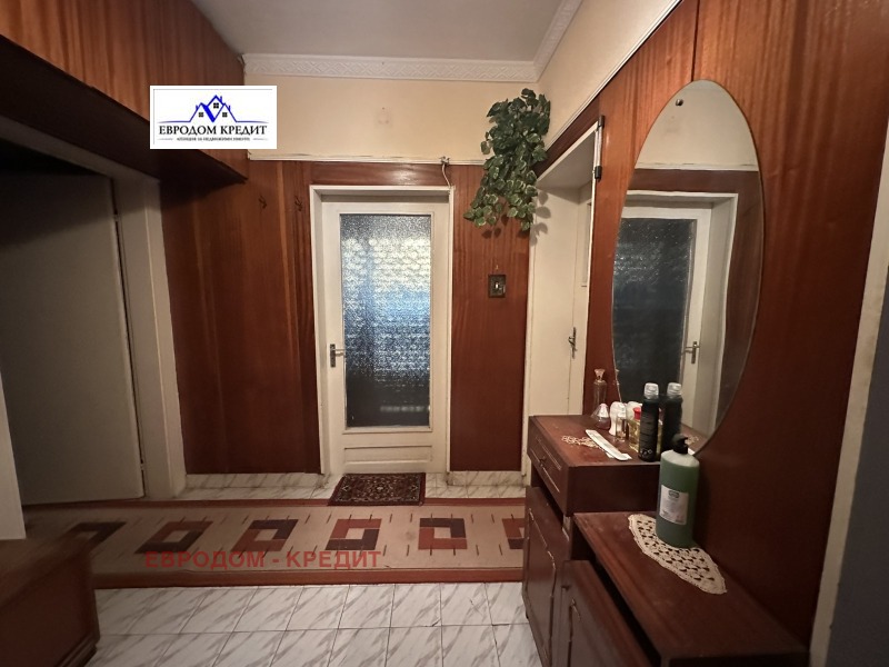 Продава  Многостаен област Сливен , гр. Нова Загора , 100 кв.м | 51004508 - изображение [2]