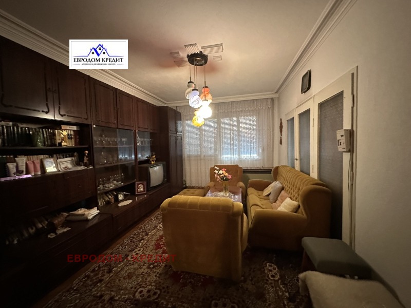 Продава  Многостаен област Сливен , гр. Нова Загора , 100 кв.м | 51004508 - изображение [8]