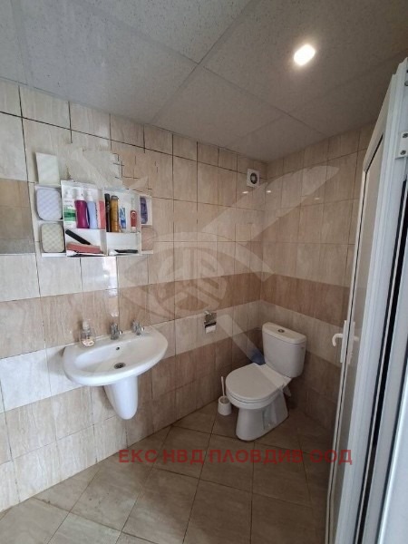 Продава КЪЩА, гр. Пловдив, Център, снимка 2 - Къщи - 54684371
