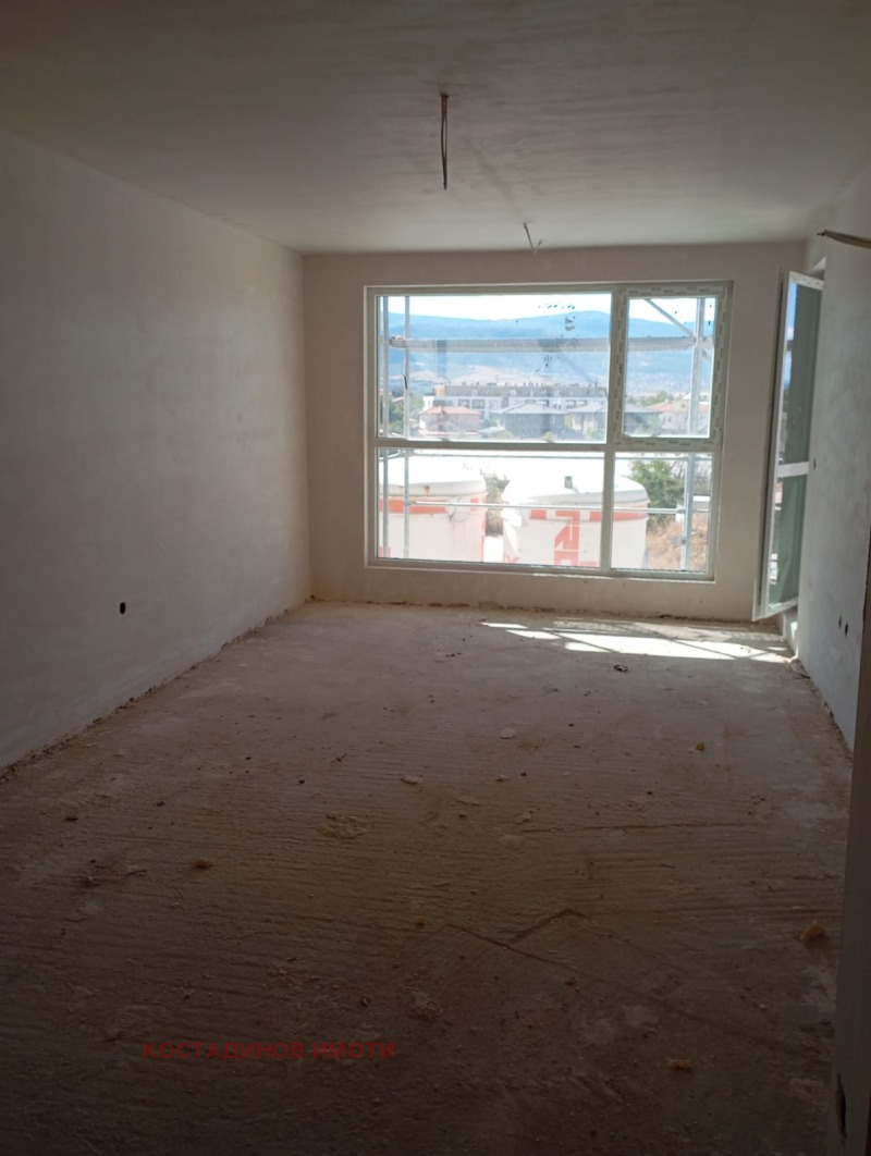 For Sale  1 bedroom Plovdiv , Yuzhen , 71 sq.m | 10952176 - image [7]