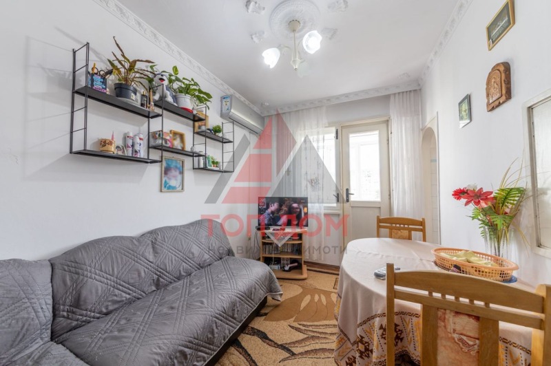 Продава  3-стаен град Варна , Възраждане 2 , 92 кв.м | 63787877 - изображение [5]