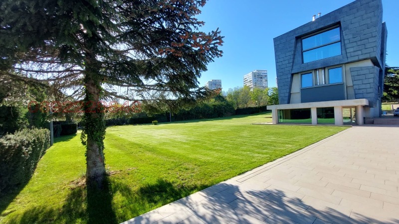 Продава КЪЩА, гр. Варна, м-т Салтанат, снимка 6 - Къщи - 53063847