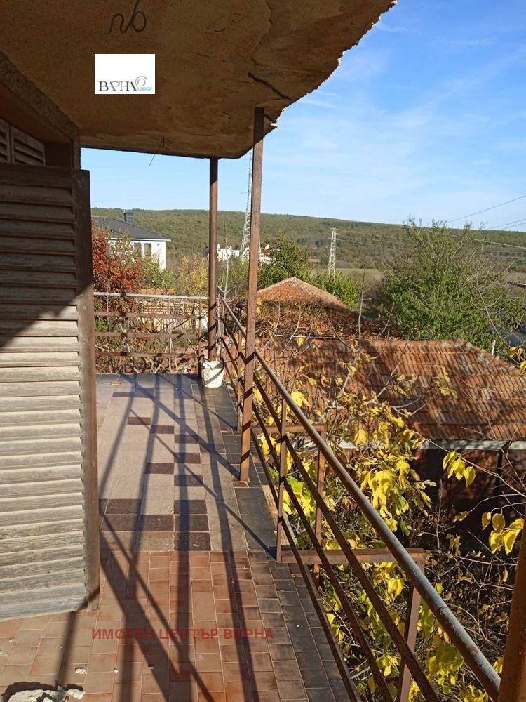 Продава КЪЩА, с. Близнаци, област Варна, снимка 2 - Къщи - 52296644
