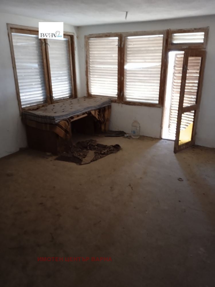 Продава КЪЩА, с. Близнаци, област Варна, снимка 11 - Къщи - 52296644