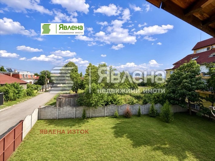 Продава КЪЩА, гр. София, Левски В, снимка 2 - Къщи - 55327839