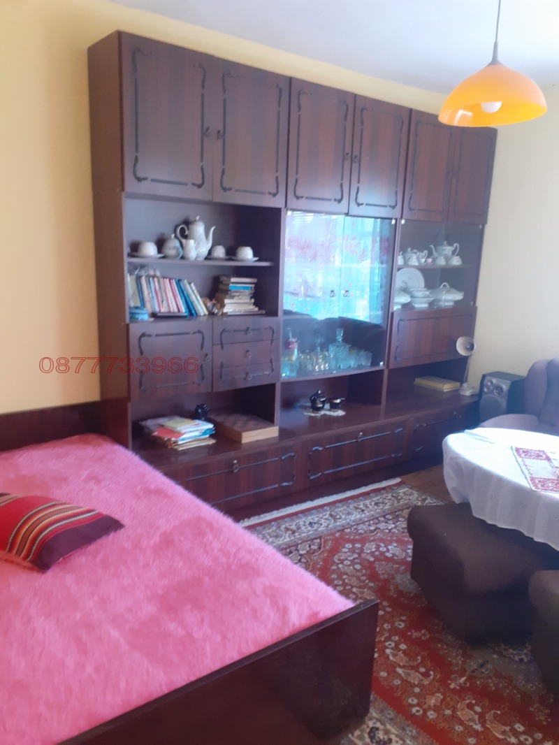 Продава ВИЛА, с. Колю Мариново, област Стара Загора, снимка 17 - Вили - 52784012