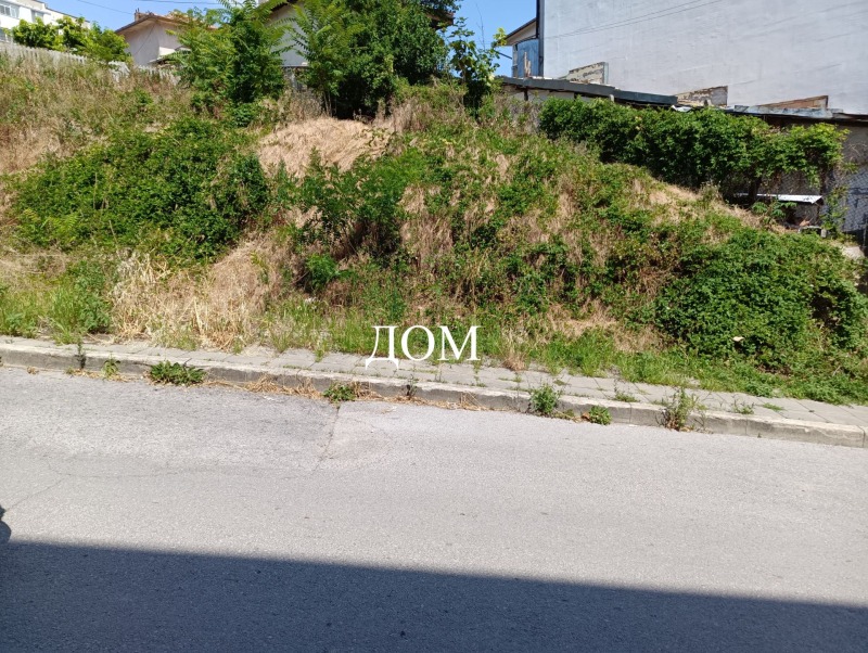 Продава ПАРЦЕЛ в град Шумен, Болницата - 220 кв.м / 46 000 € » 89 968.18 лв., ДОМ