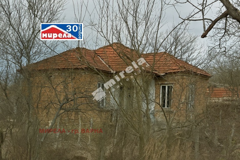 Продава КЪЩА, област Варна, с. Казашка река • 25000 € / 48895.75 лв. • 78016093 1