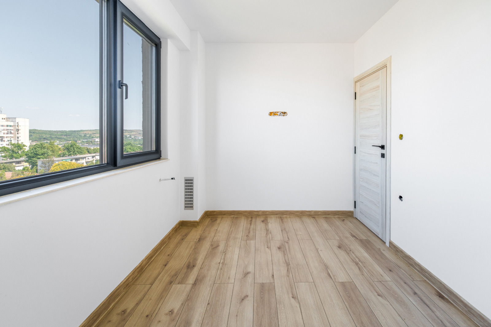 Продава 3-СТАЕН, гр. Плевен, Сторгозия, снимка 14 - Апартаменти - 56204091