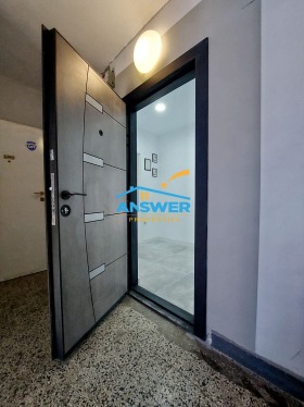 Studio Mladost 4, Sofia 12