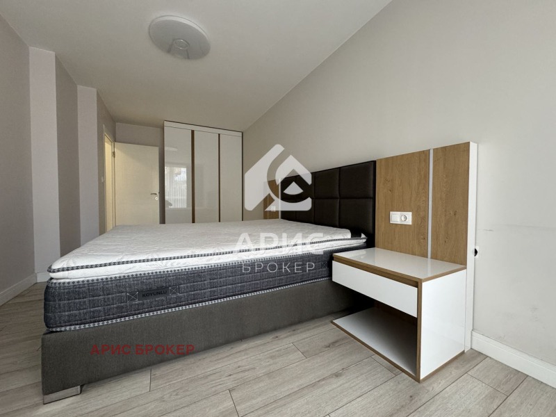Продава  3-стаен град Пловдив , Остромила , 150 кв.м | 59435441 - изображение [7]