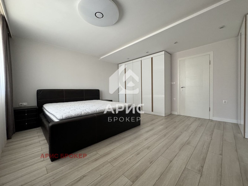 Продава  3-стаен град Пловдив , Остромила , 150 кв.м | 59435441 - изображение [5]