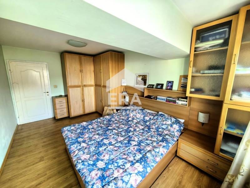 Продава 3-СТАЕН, гр. Велико Търново, Център, снимка 5 - Апартаменти - 55031629