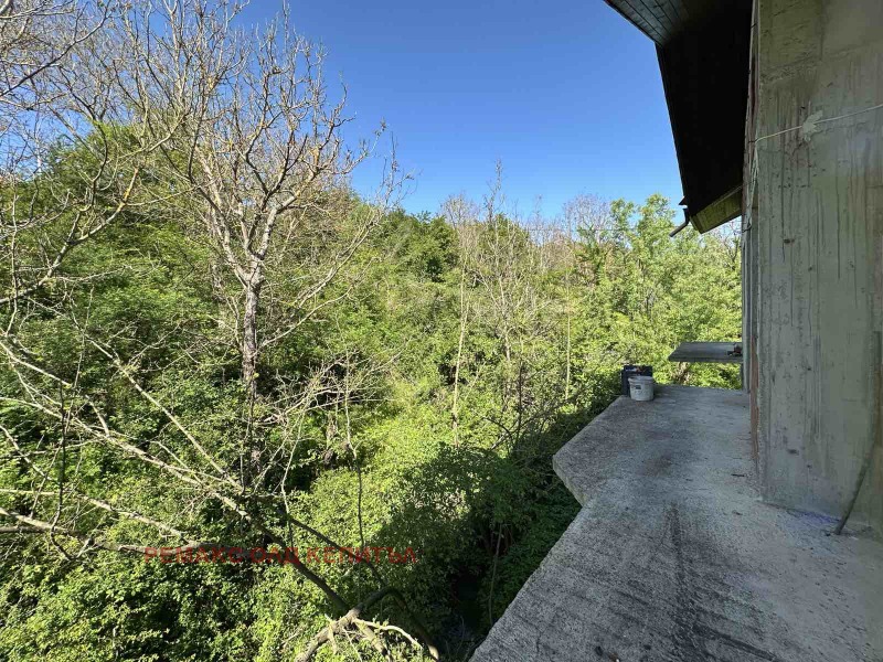 Na prodej  Dům oblast Veliko Tarnovo , Kamenari , 240 m2 | 57900302 - obraz [12]