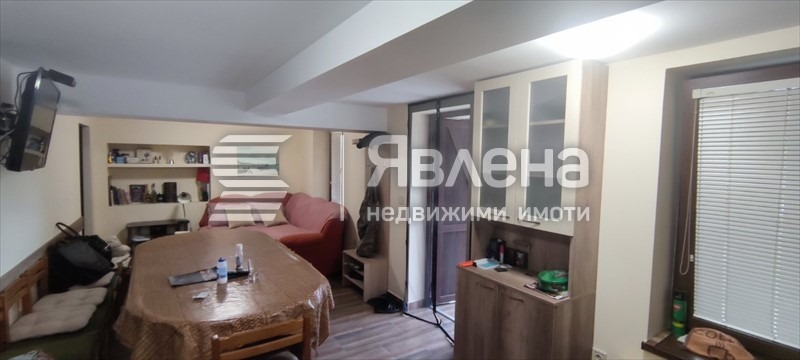 Продава КЪЩА, с. Голям извор, област Ловеч, снимка 7 - Къщи - 55905562
