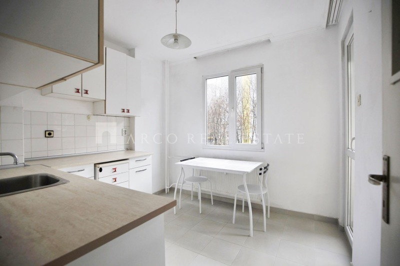 Продава 2-СТАЕН, гр. София, Хиподрума, снимка 2 - Апартаменти - 52549818