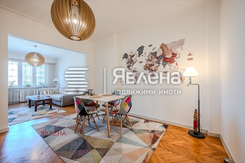 Продава 3-СТАЕН, гр. София, Център, снимка 4 - Апартаменти - 56123515