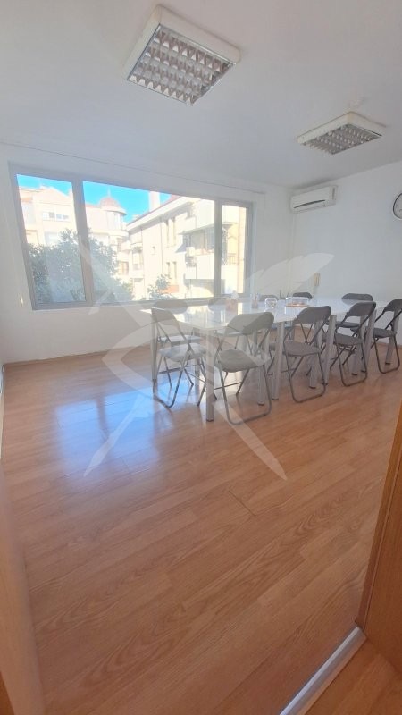 In vendita  Ufficio Burgas , Tsentar , 56 mq | 29928884 - Immagine [4]