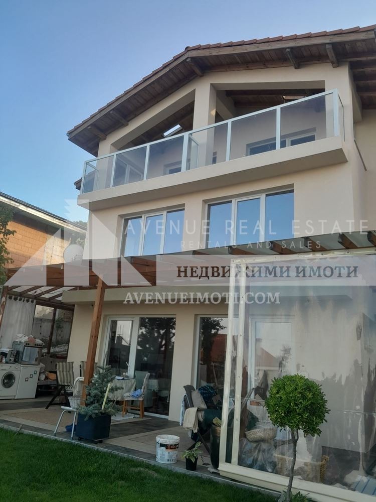 Продава  Къща, област Пловдив, с. Белащица •  350 000 EUR • ID 82443480 — holmes.bg - [1] 