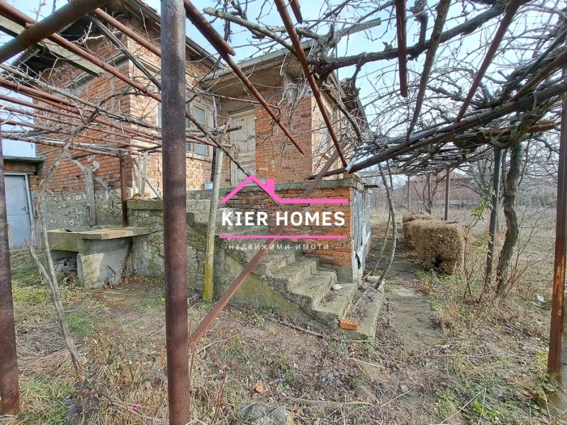 Продава КЪЩА, с. Великан, област Хасково, снимка 5 - Къщи - 52150545