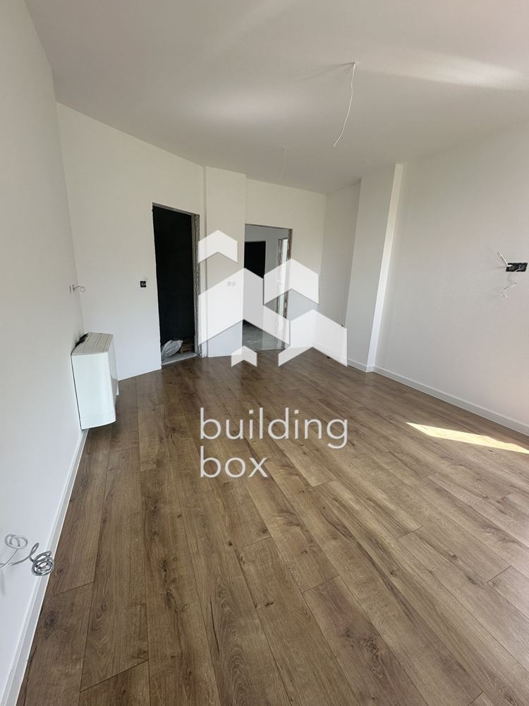 Продава КЪЩА, гр. София, м-т Камбаните, снимка 2 - Къщи - 52846123