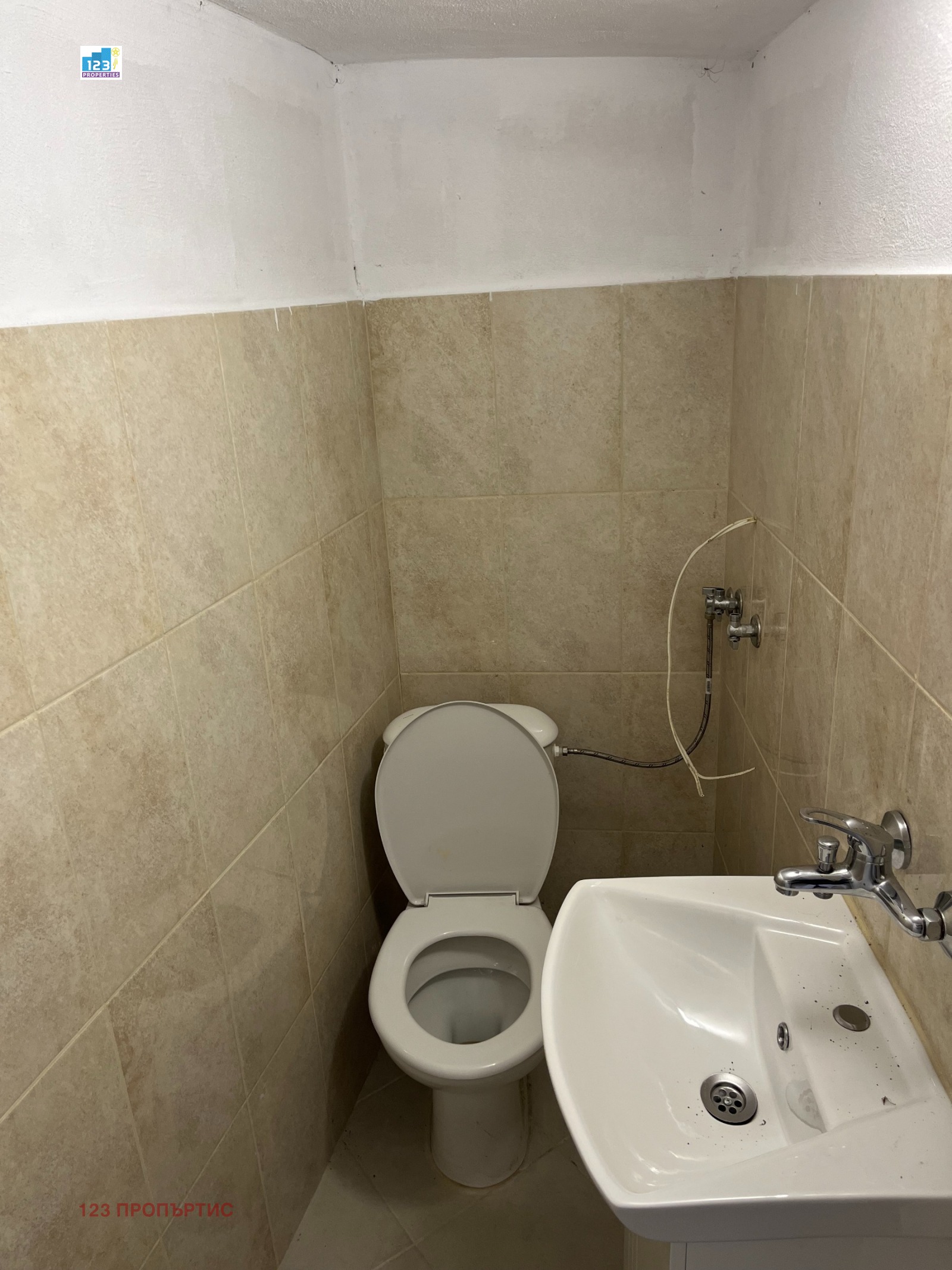 Продава 3-СТАЕН, гр. Кюстендил, Център, снимка 15 - Апартаменти - 54350116