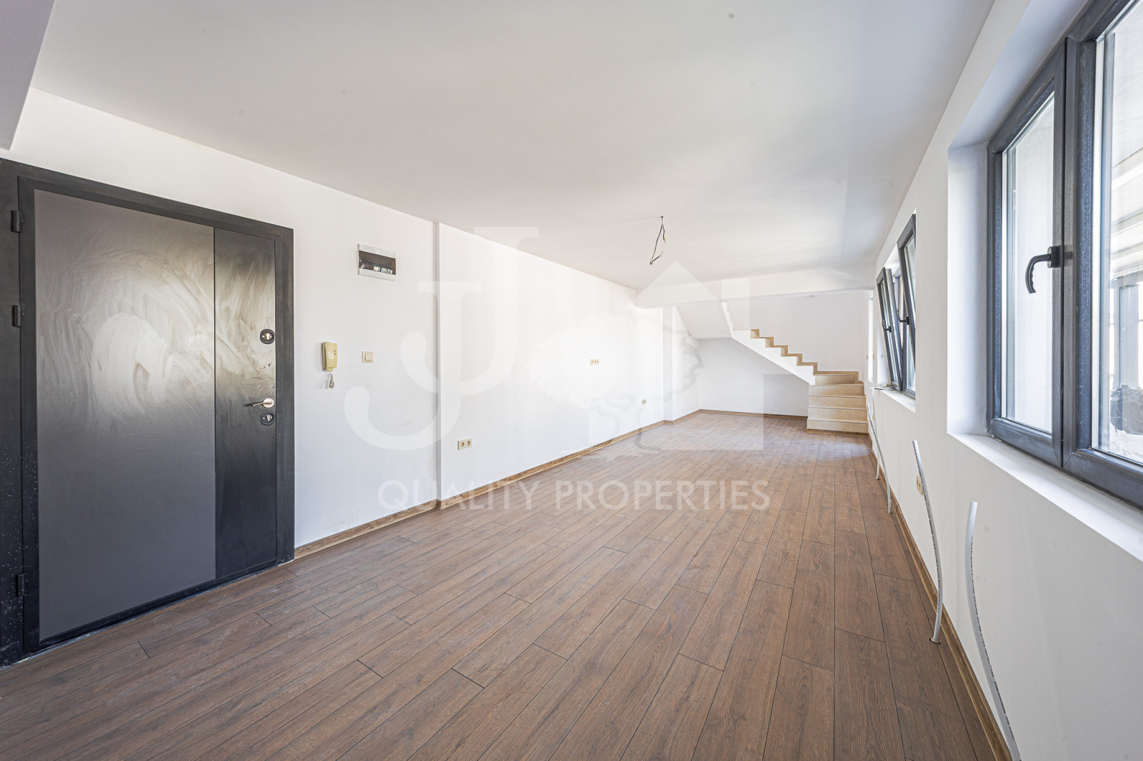 Продава 3-СТАЕН, гр. София, Банишора, снимка 4 - Апартаменти - 54448131