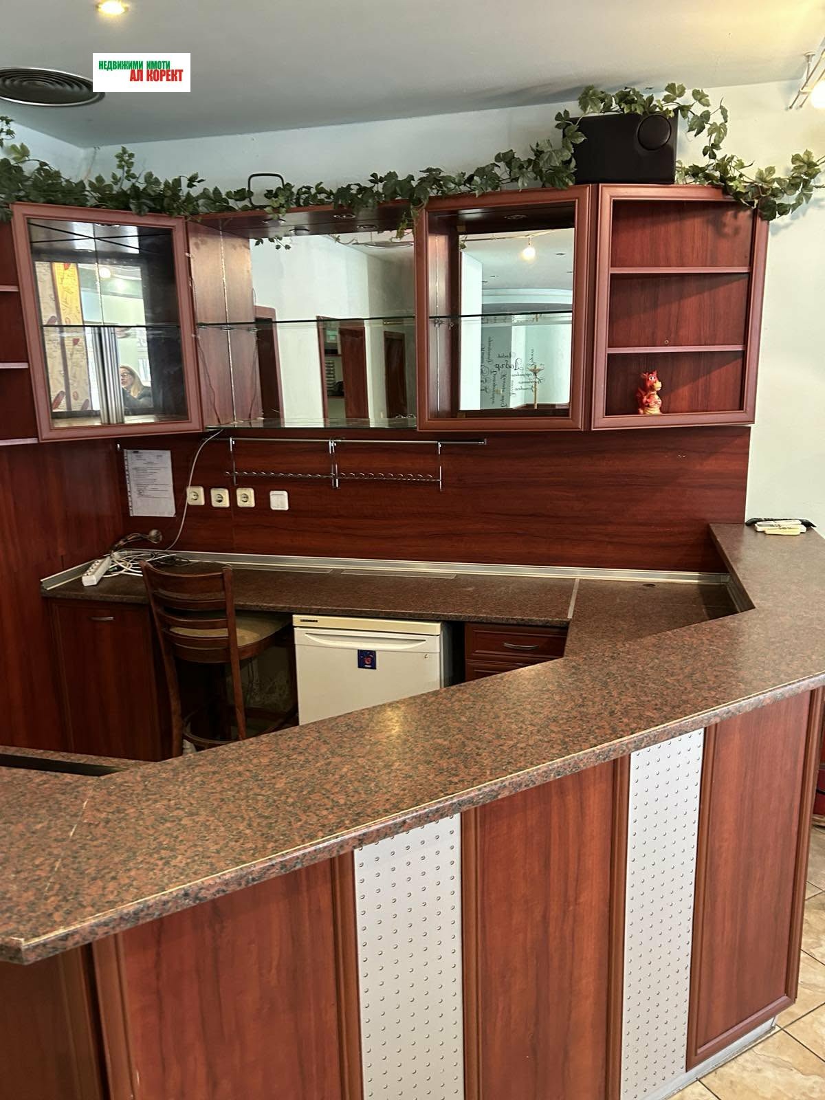 Продава ЗАВЕДЕНИЕ, гр. Варна, Цветен квартал, снимка 5 - Заведения - 53984303