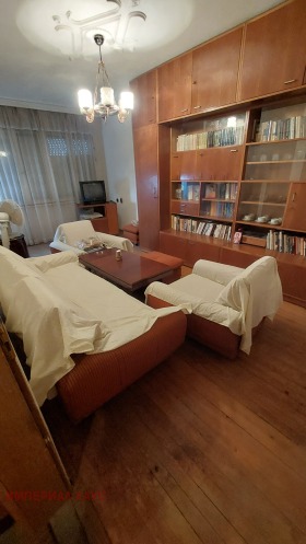 3+ camere da letto Ovcharski, Haskovo 1