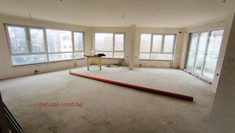 Продава 4-СТАЕН, гр. Русе, Център