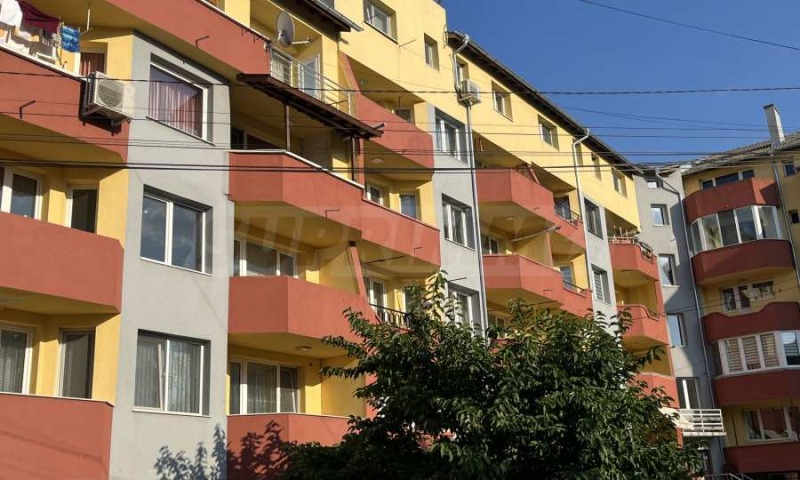 En venta  3+ dormitorios región Sofia , Samokov , 150 metros cuadrados | 67985528