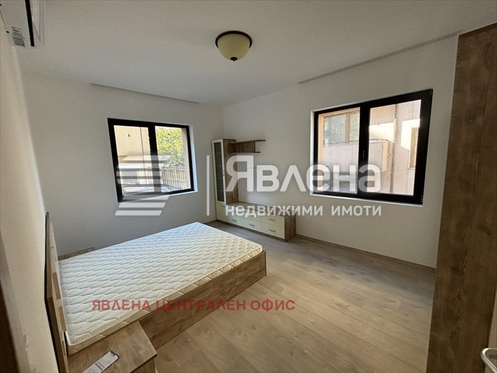 Продава КЪЩА, гр. София, Редута, снимка 11 - Къщи - 56318624