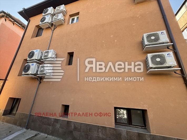 Продава КЪЩА, гр. София, Редута, снимка 2 - Къщи - 56318624